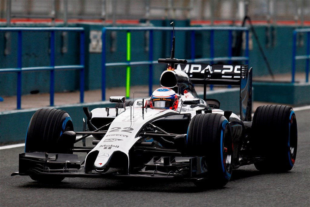 Jenson Button på vej ud på banen
(Foto: McLaren)